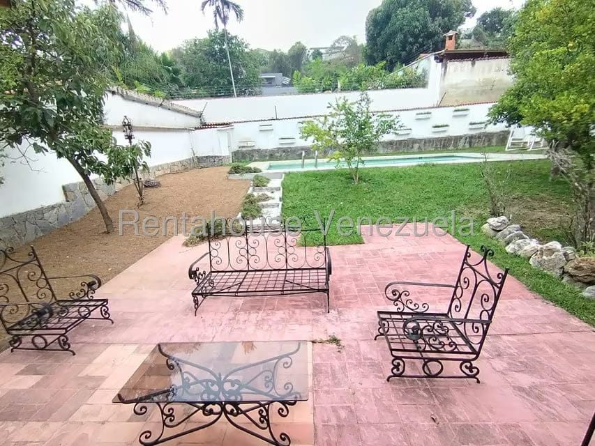Casa (Multipes Niveles) en Venta en Prados del Este, Distrito Metropolitano - 18