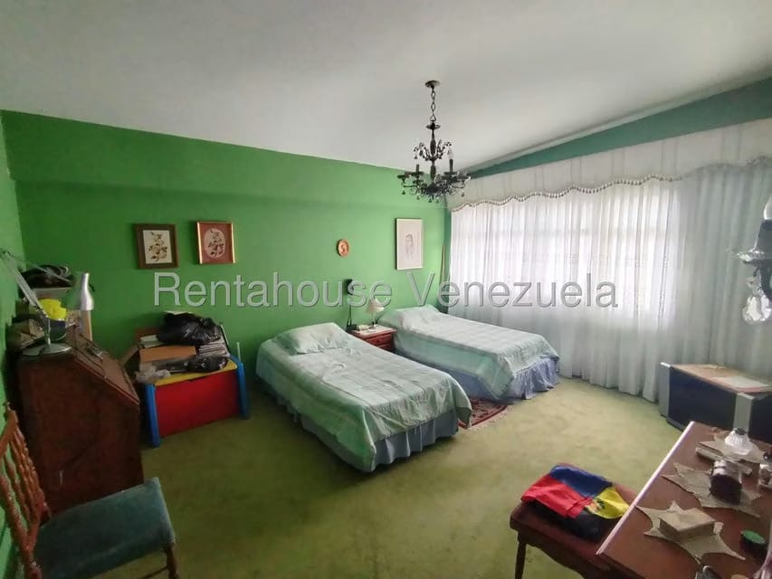 Casa (Multipes Niveles) en Venta en Prados del Este, Distrito Metropolitano - 44