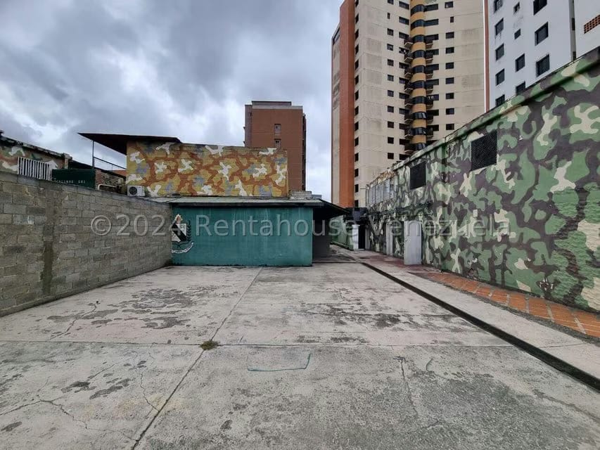 Terreno (Comercial) en Venta en Parroquia Catedral, Lara - 21