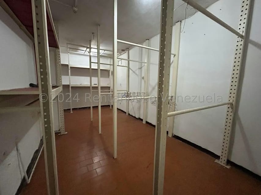 Comercial (Galpon - Deposito) en Venta en Bello Monte, Distrito Metropolitano - 9