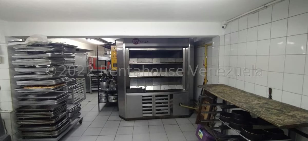 Comercial (Local Comercial) en Venta en Los Chaguaramos, Distrito Metropolitano - 38