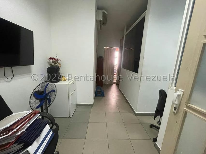 Comercial (Oficina) en Venta en Quinta Crespo, Distrito Metropolitano - 3