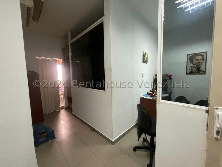 Comercial (Oficina) en Venta en Quinta Crespo, Distrito Metropolitano - 6