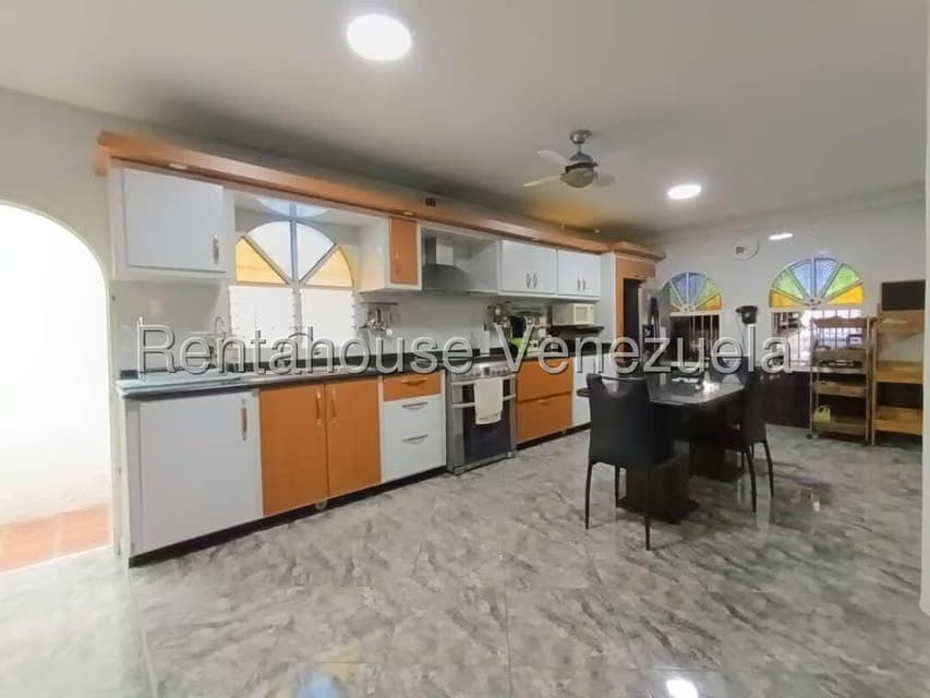 Casa (Duplex) en Venta en Lourdes, Aragua - 11