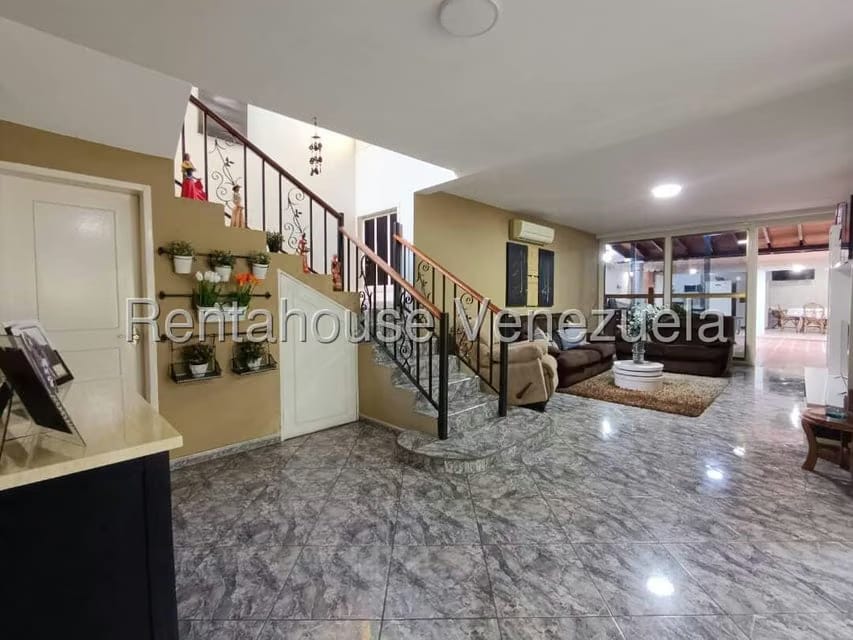 Casa (Duplex) en Venta en Lourdes, Aragua - 16