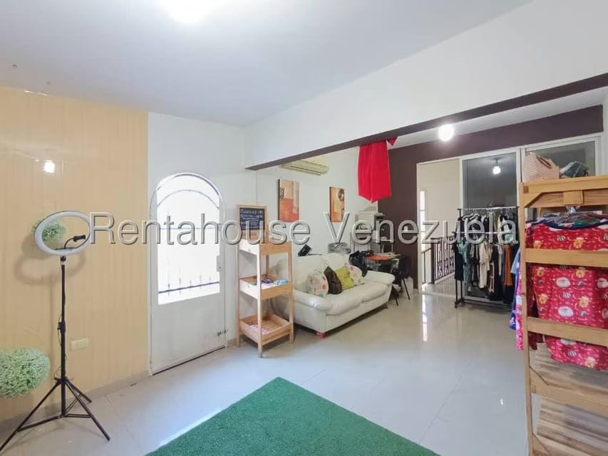 Casa (Duplex) en Venta en Lourdes, Aragua - 34