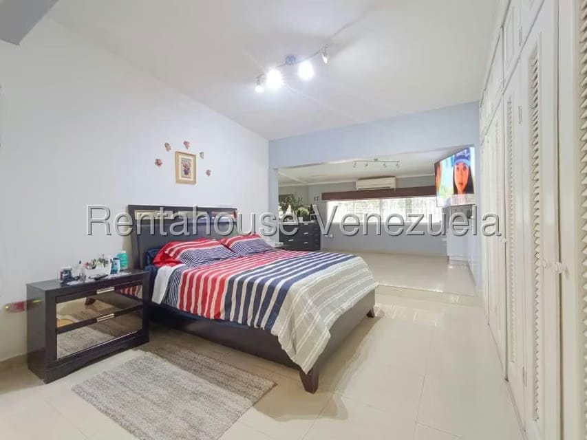 Casa (Duplex) en Venta en Lourdes, Aragua - 35