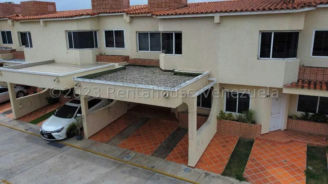 Casa (Duplex) en Venta en Villa Paris, Lara