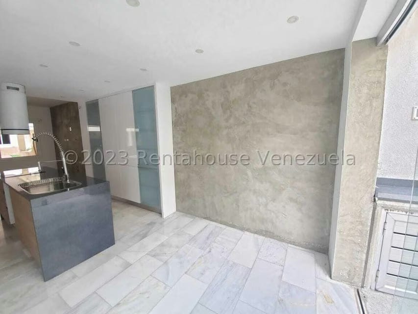 Casa (Duplex) en Venta en Villa Paris, Lara - 14