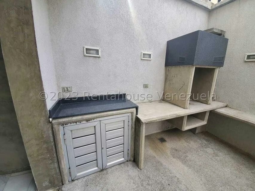 Casa (Duplex) en Venta en Villa Paris, Lara - 16
