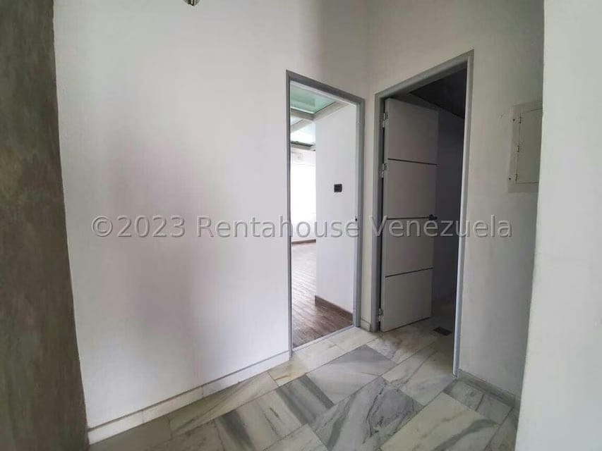 Casa (Duplex) en Venta en Villa Paris, Lara - 21