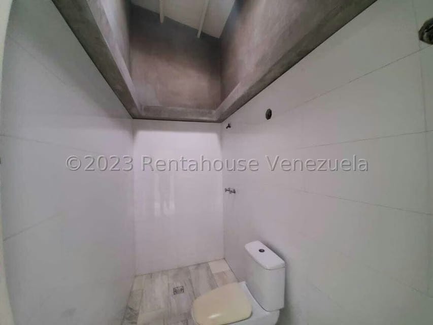 Casa (Duplex) en Venta en Villa Paris, Lara - 29