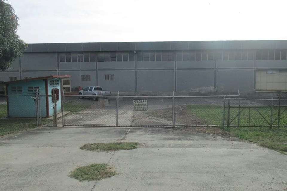 Comercial (Galpon - Deposito) en Venta en Santa Rosa, Miranda - 2