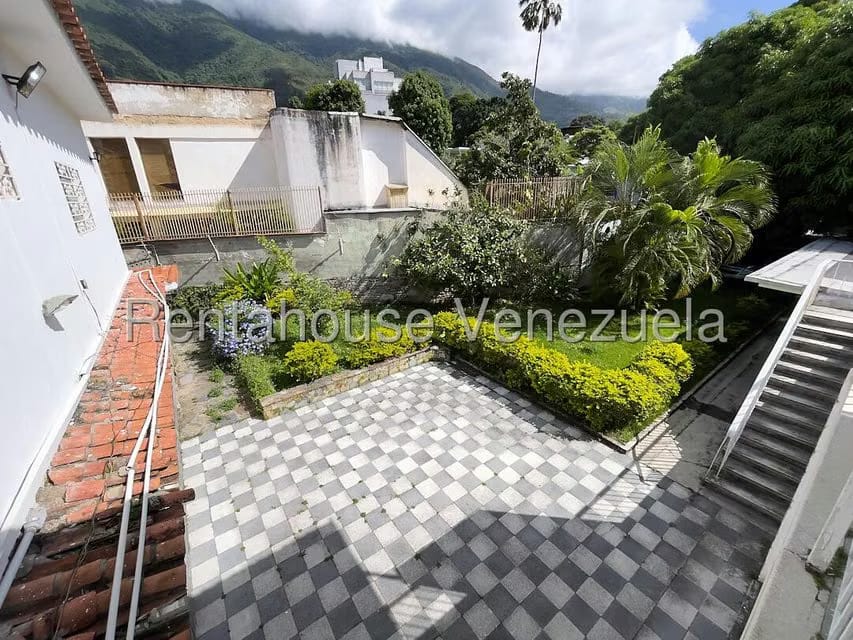 Casa (Duplex) en Alquiler en Altamira, Distrito Metropolitano - 23