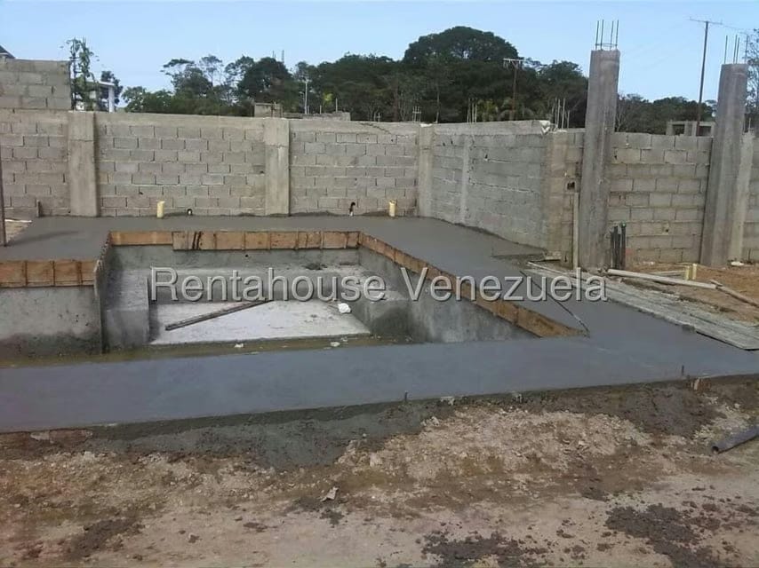 Terreno (Comercial) en Venta en Higuerote, Miranda - 11