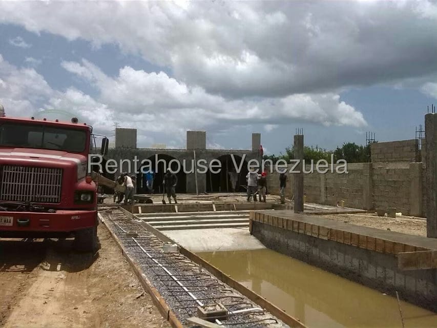 Terreno (Comercial) en Venta en Higuerote, Miranda - 8
