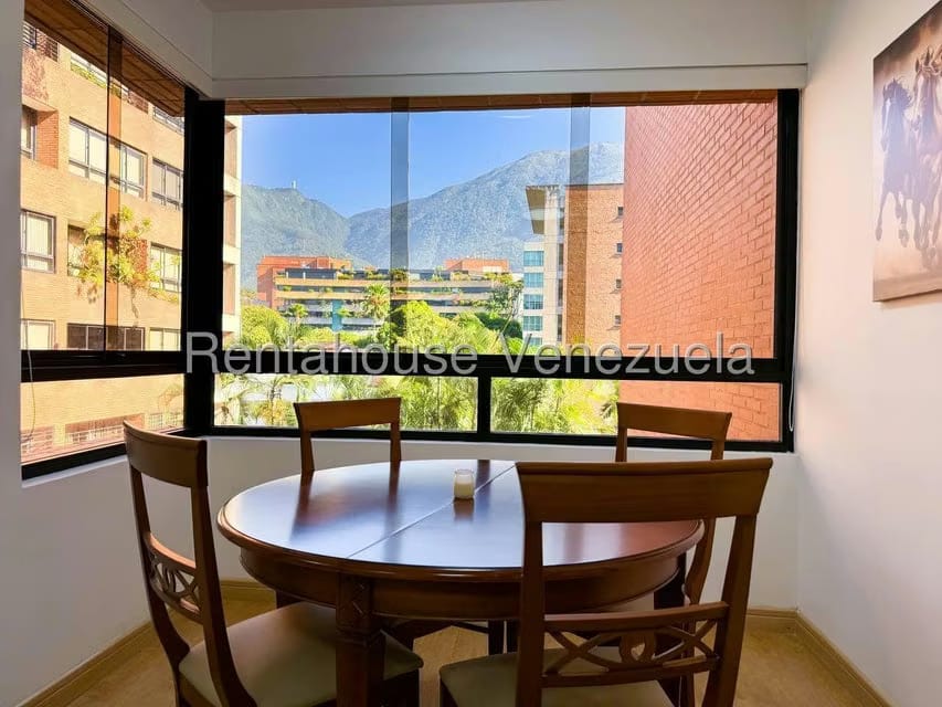 Apartamento (1 Nivel) en Alquiler en Campo Alegre, Distrito Metropolitano - 19
