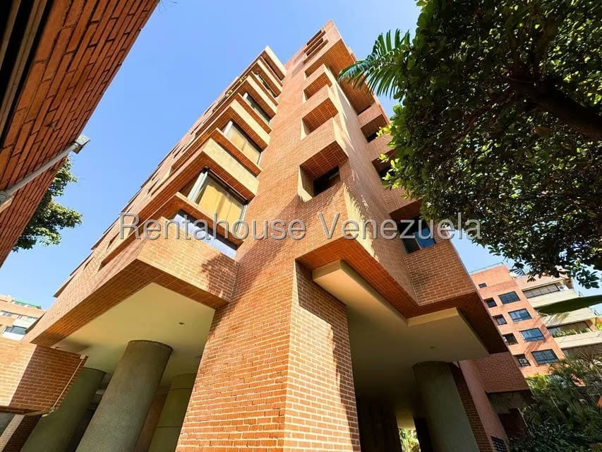 Apartamento (1 Nivel) en Alquiler en Campo Alegre, Distrito Metropolitano - 27