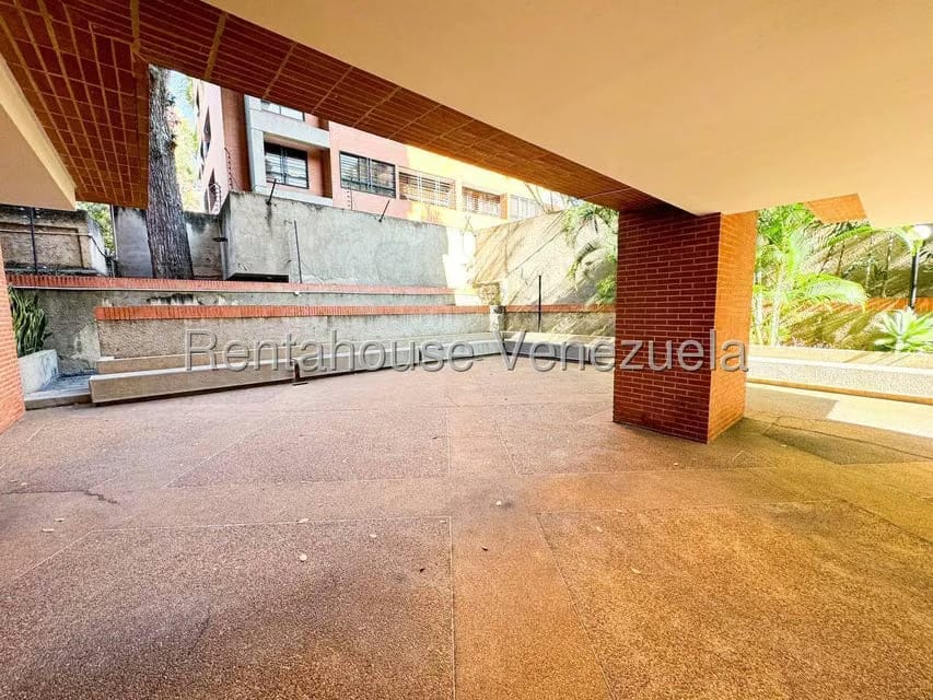 Apartamento (1 Nivel) en Alquiler en Campo Alegre, Distrito Metropolitano - 38