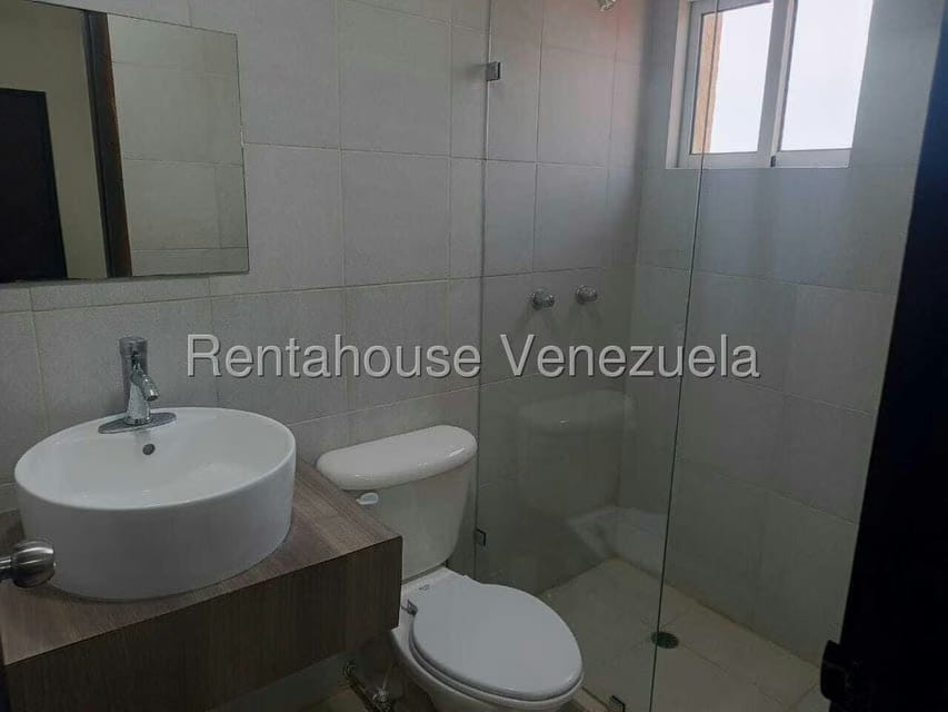 Apartamento (1 Nivel) en Alquiler en Bellas Artes, Zulia - 17