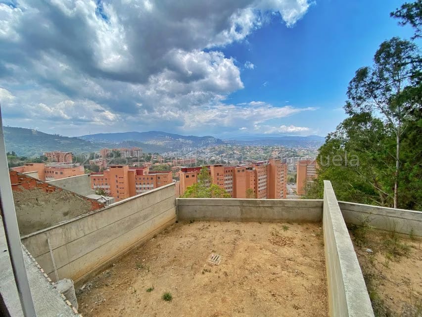 Townhouse (Multiples Niveles) en Venta en Colinas de La Tahona, Distrito Metropolitano - 19