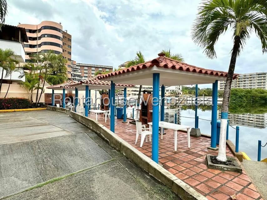 Apartamento (1 Nivel) en Venta en Puerto Encantado, Miranda - 28