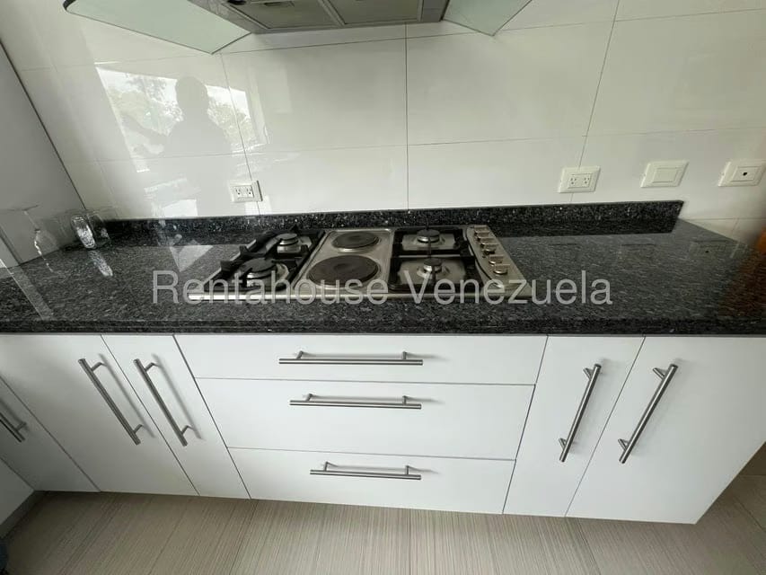 Apartamento (1 Nivel) en Venta en Oripoto, Distrito Metropolitano - 35