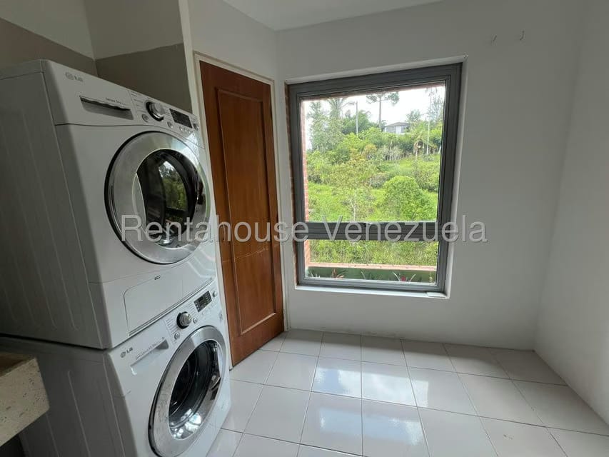 Apartamento (1 Nivel) en Venta en Oripoto, Distrito Metropolitano - 39