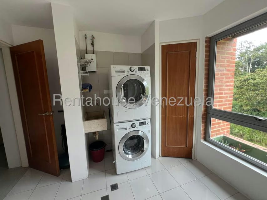 Apartamento (1 Nivel) en Venta en Oripoto, Distrito Metropolitano - 40
