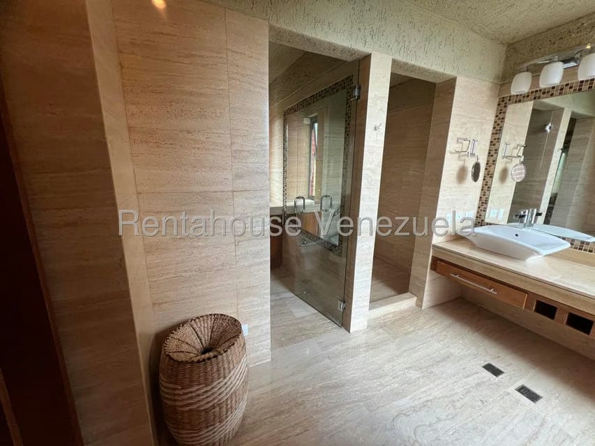 Apartamento (1 Nivel) en Venta en Oripoto, Distrito Metropolitano - 47