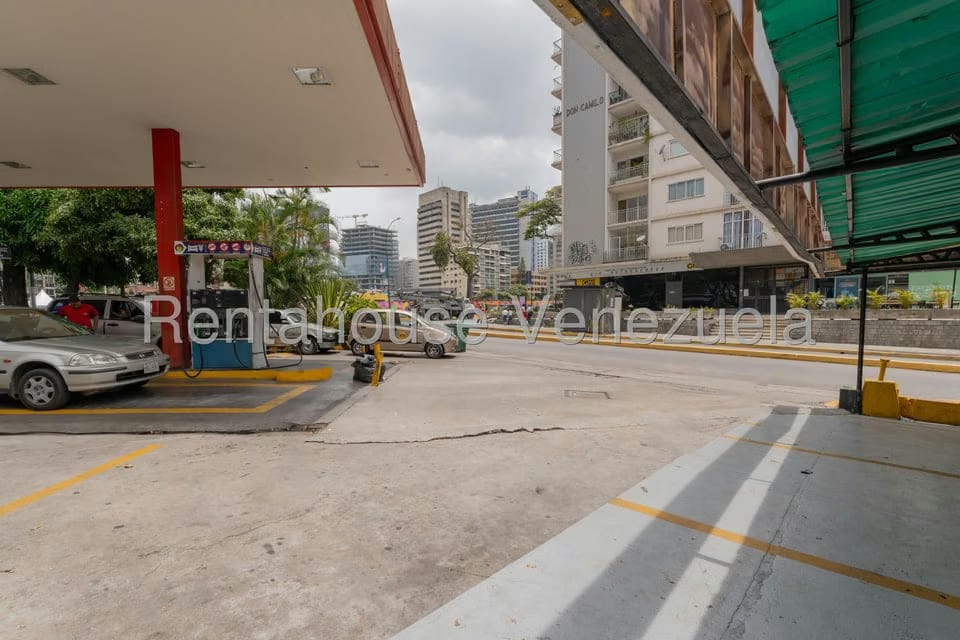 Negocios y Empresas (Servicios) en Venta en La Floresta, Distrito Metropolitano - 4