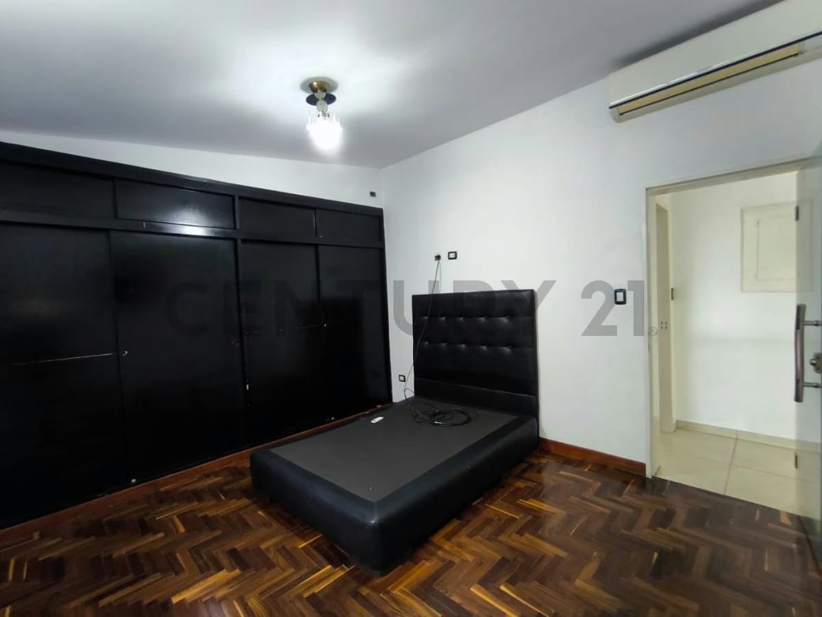 Residencia de 700 m² con vista panorámica al Ávila en Colinas de Los Chaguaramos - 37