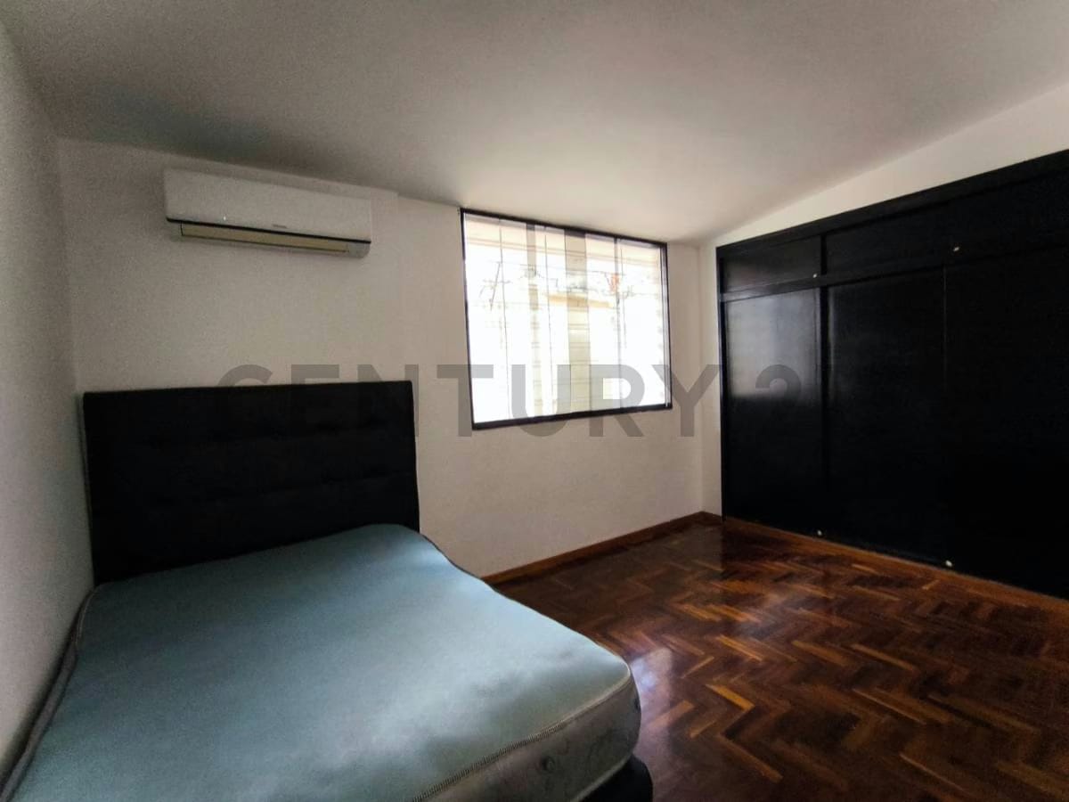 Residencia de 700 m² con vista panorámica al Ávila en Colinas de Los Chaguaramos - 41