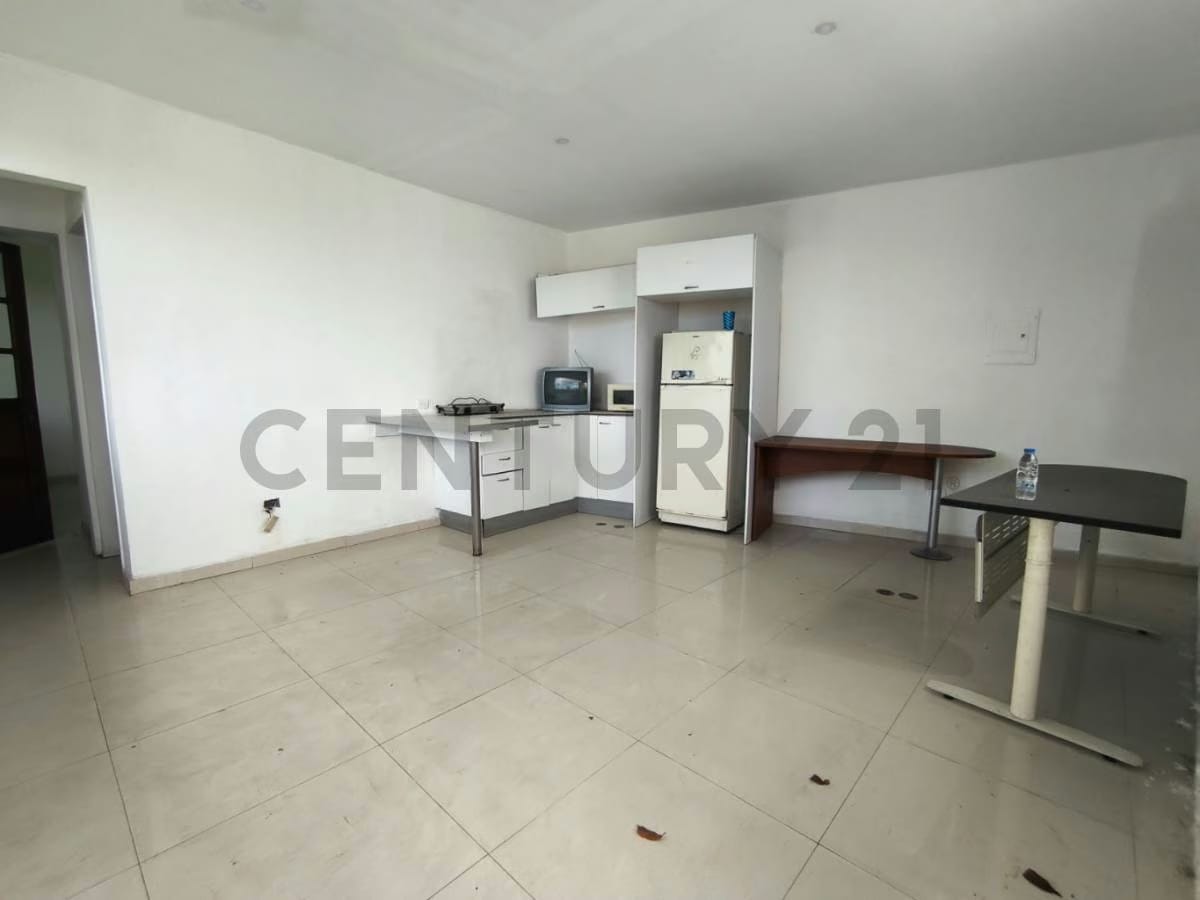 Residencia de 700 m² con vista panorámica al Ávila en Colinas de Los Chaguaramos - 44