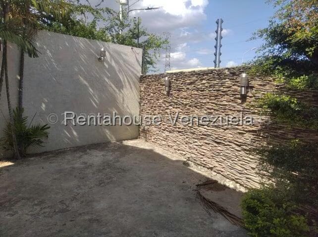 Casa (Duplex) en Venta en Trapiche Villas, Lara - 13