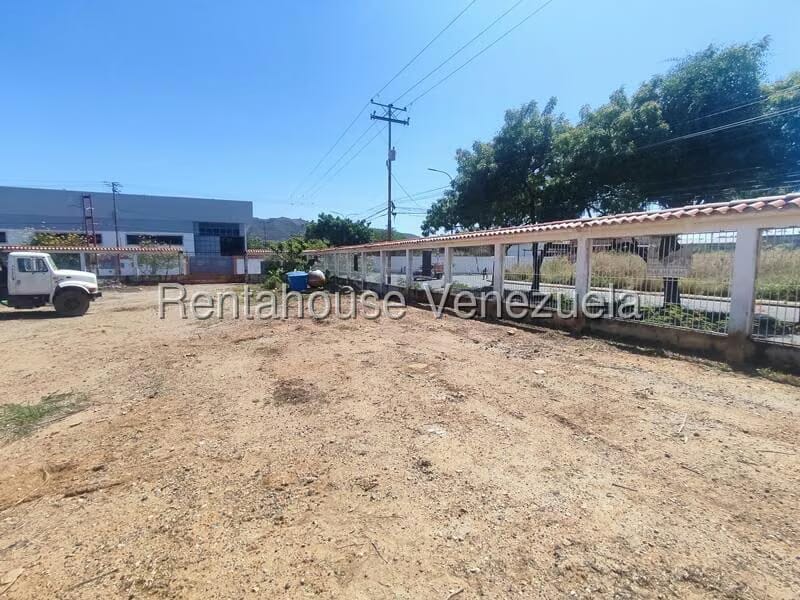Terreno (Comercial) en Venta en Los Jarales, Carabobo - 23