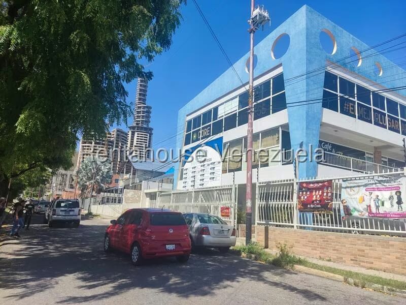 Terreno (Comercial) en Venta en Los Jarales, Carabobo - 28