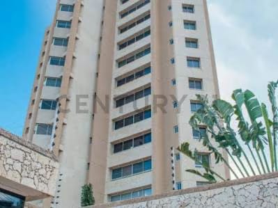 Se Vende Apto. La Llovizna, piso alto. La Lago. Maracaibo - 2