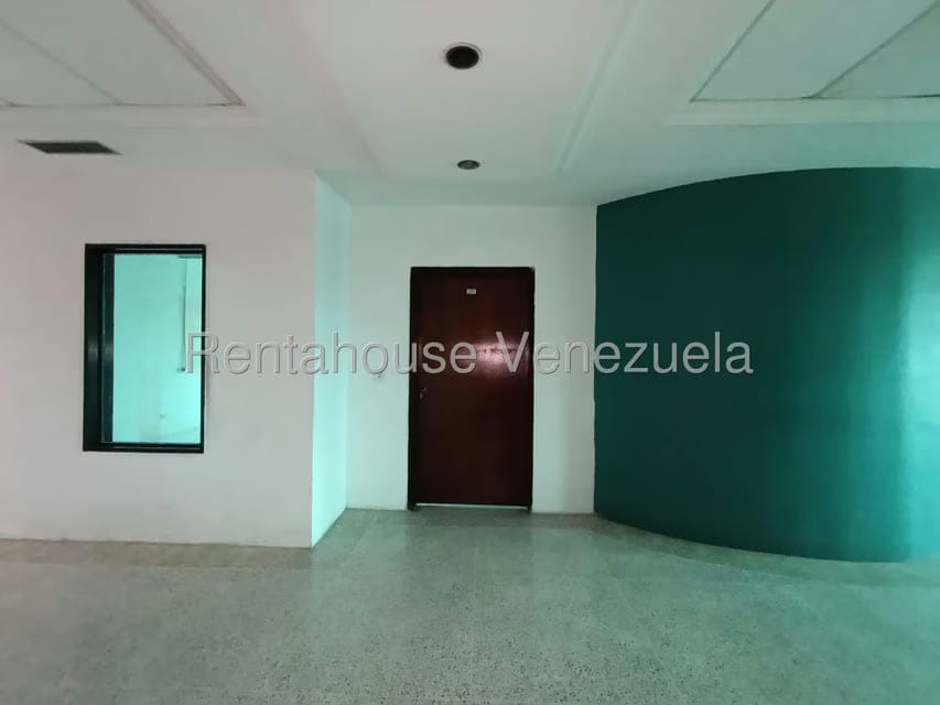 Comercial (Oficina) en Venta en Sabana Larga, Aragua - 2
