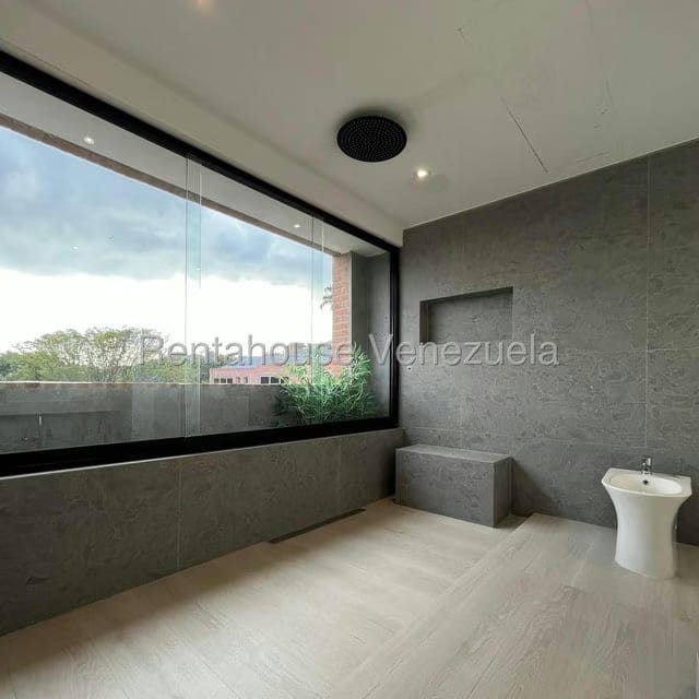 Casa (Multipes Niveles) en Venta en Alta Florida, Distrito Metropolitano - 12