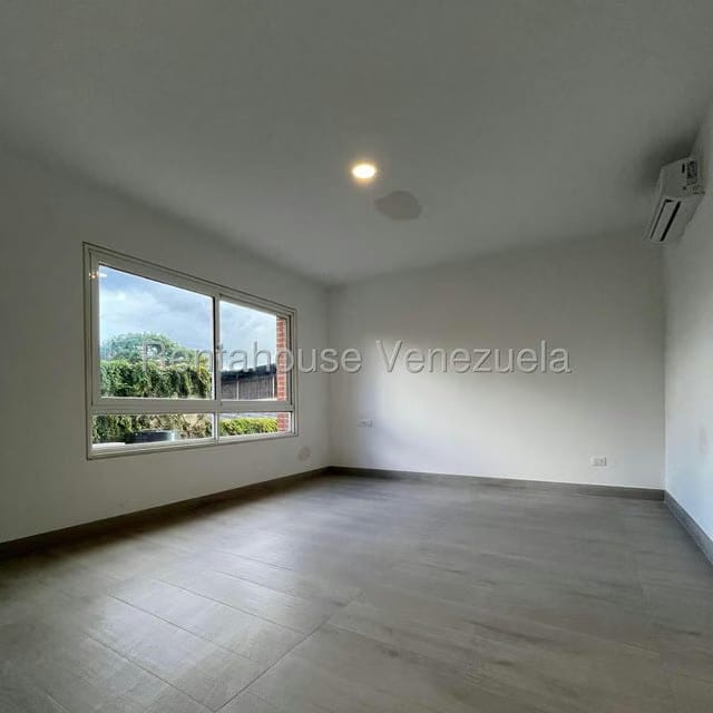 Casa (Multipes Niveles) en Venta en Alta Florida, Distrito Metropolitano - 13