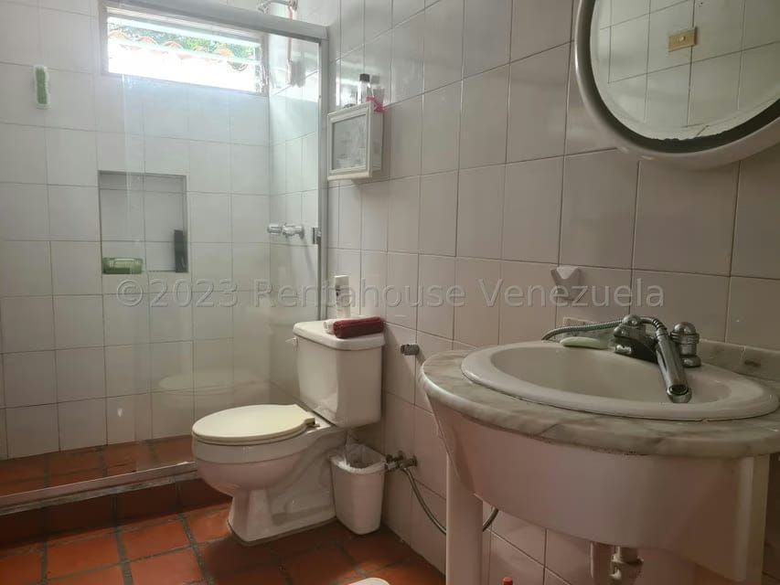 Casa (1 Nivel) en Venta en El Cafetal, Distrito Metropolitano - 16