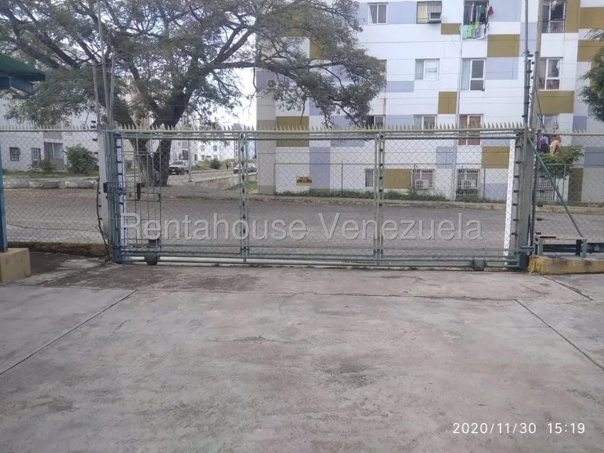 Comercial (Local Comercial) en Venta en Santa Teresa del Tuy, Miranda