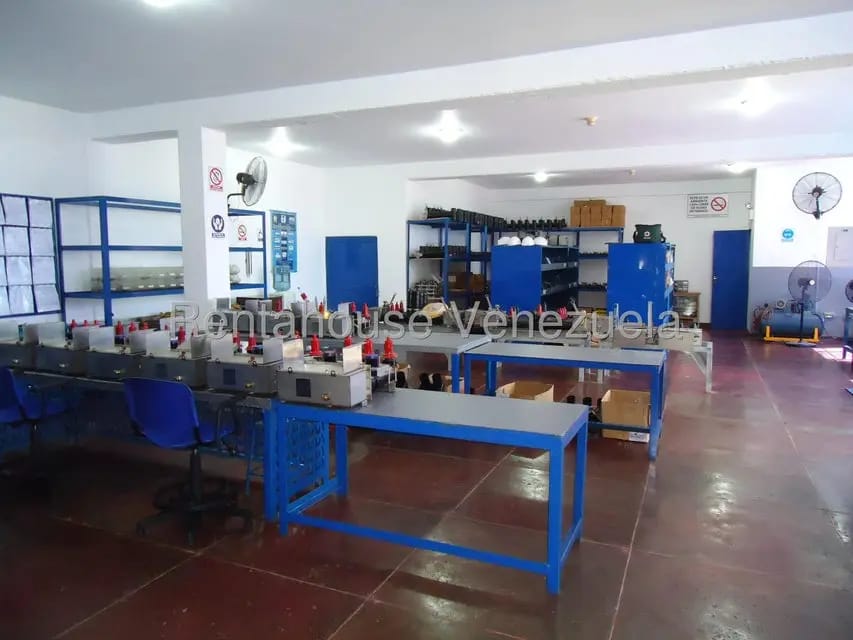 Comercial (Local Comercial) en Venta en Santa Teresa del Tuy, Miranda - 12