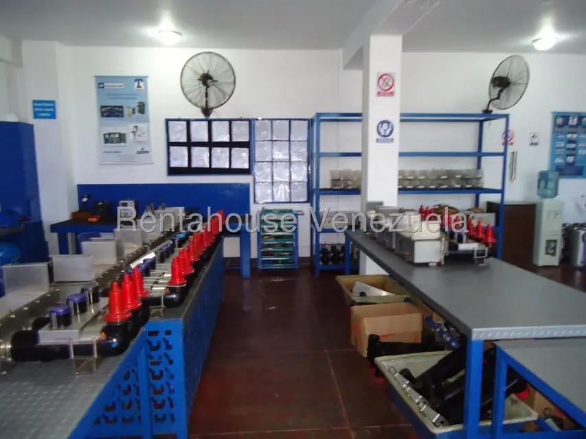 Comercial (Local Comercial) en Venta en Santa Teresa del Tuy, Miranda - 14