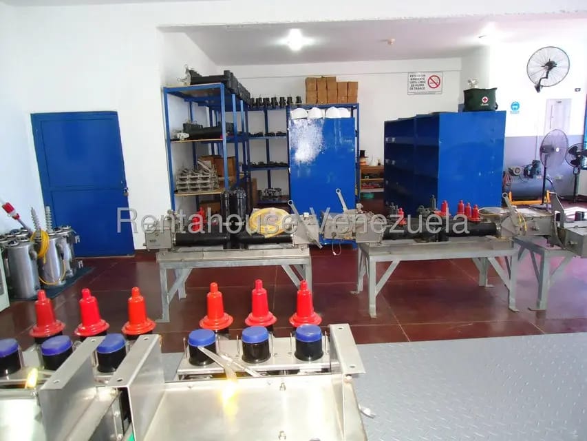 Comercial (Local Comercial) en Venta en Santa Teresa del Tuy, Miranda - 55