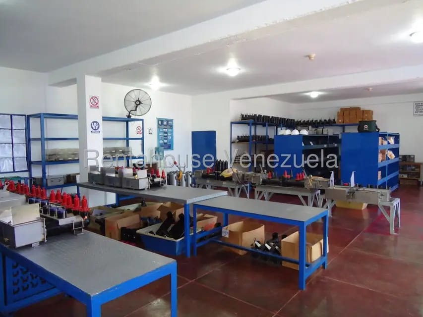 Comercial (Local Comercial) en Venta en Santa Teresa del Tuy, Miranda - 60