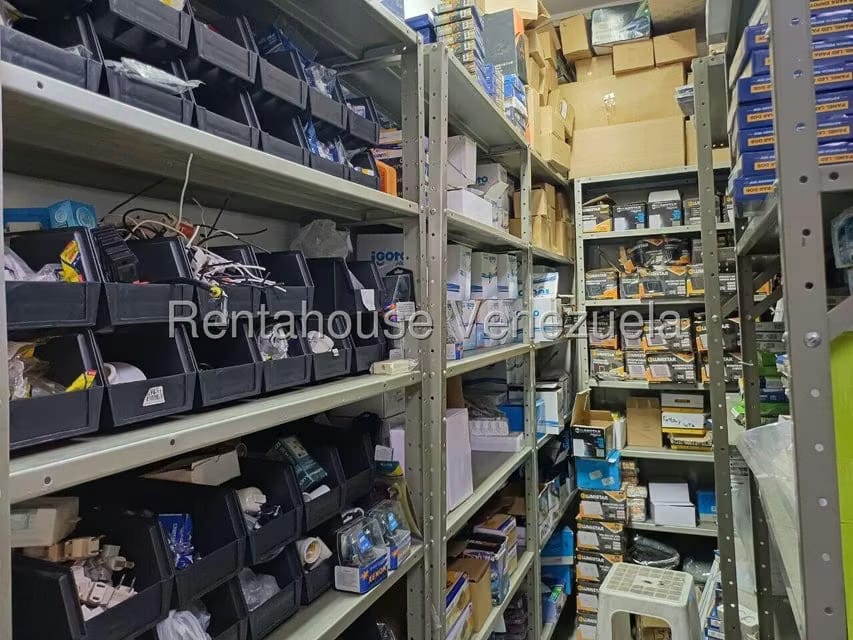 Comercial (Local Comercial) en Venta en El Paraiso, Distrito Metropolitano - 11