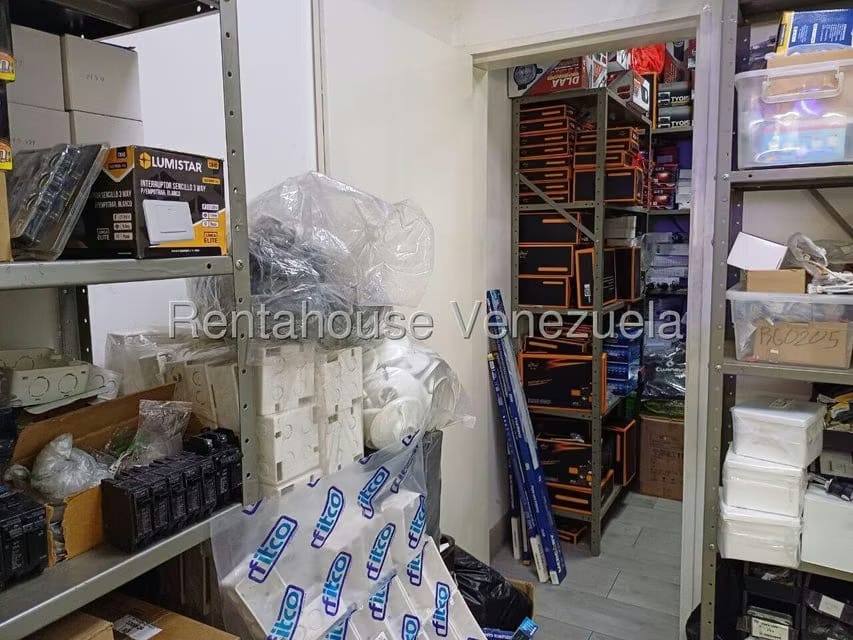 Comercial (Local Comercial) en Venta en El Paraiso, Distrito Metropolitano - 8