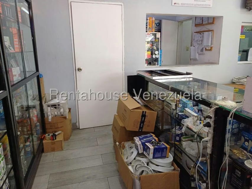 Comercial (Local Comercial) en Venta en El Paraiso, Distrito Metropolitano - 9